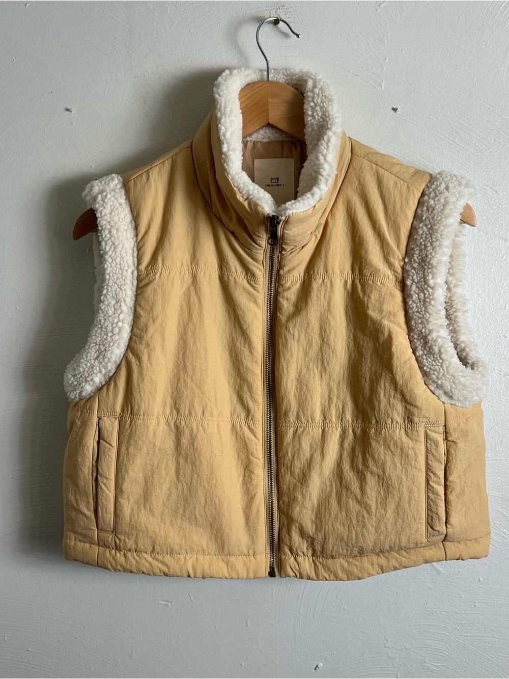 Thread & Supply Sherpa Lined Vest Size Small